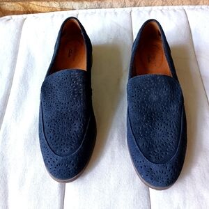 Clarks Women's s Dark Blue Perforated Loafers_9